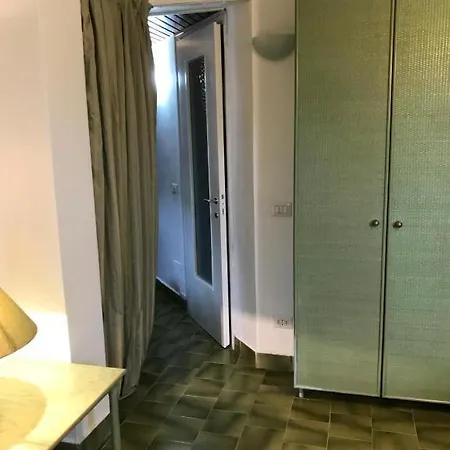La Mansarda Apartment *